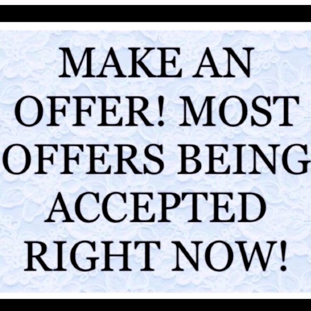 CLOSET YEAR END CLOSE OUT NAME YOUR PRICE